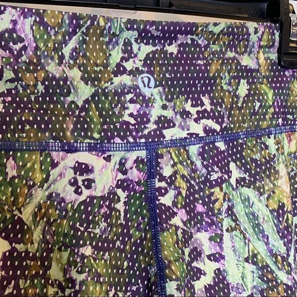 Lululemon Wunder Under Pant Full-On Luxtreme 
Floral Sports Backdrop Iris Flower - Picture 4 of 9
